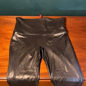 SPANX Faux Leather leggings XL
